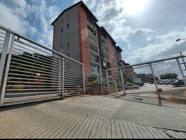Apartamento Frente Al Aeropuerto De Maiquetía Exteriör bild