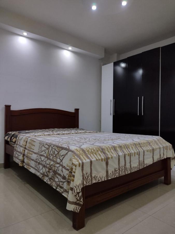 Apartamento Frente Al Aeropuerto De Maiquetía Exteriör bild