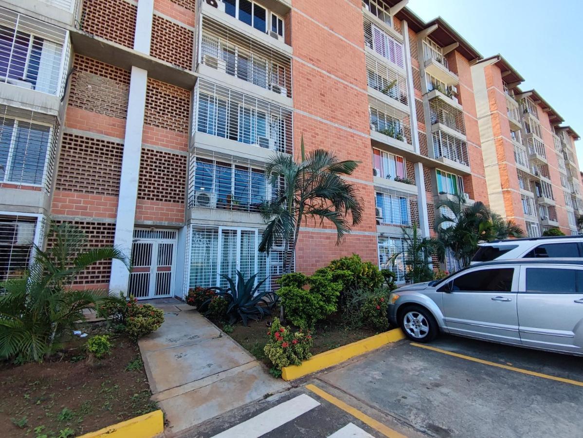 Apartamento Frente Al Aeropuerto De Maiquetía Exteriör bild