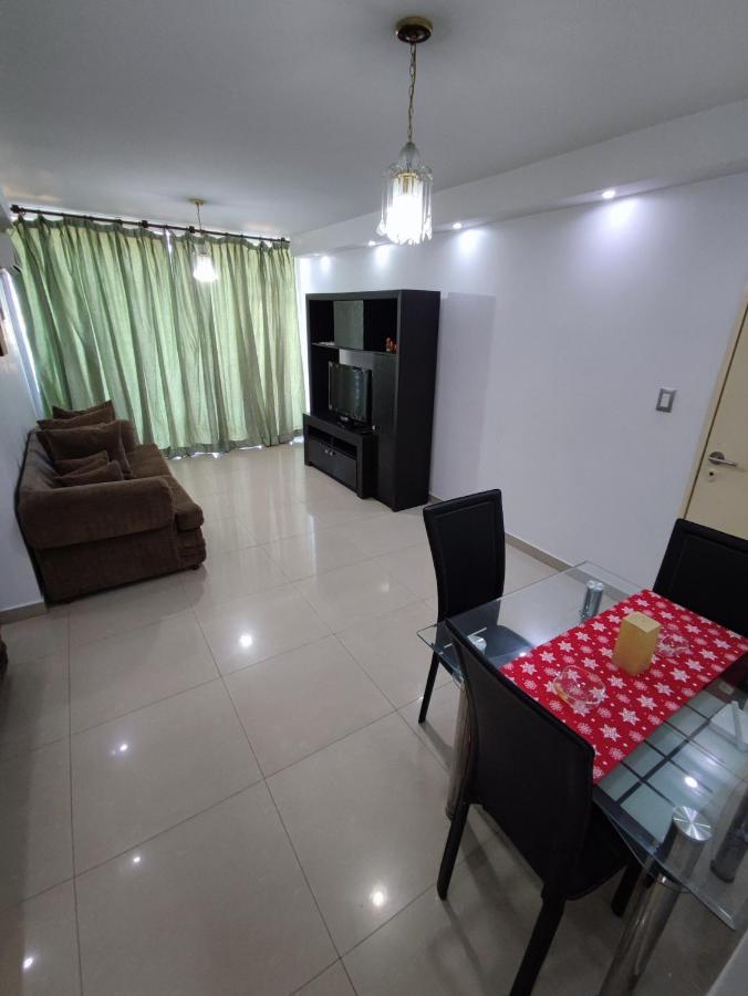Apartamento Frente Al Aeropuerto De Maiquetía Exteriör bild