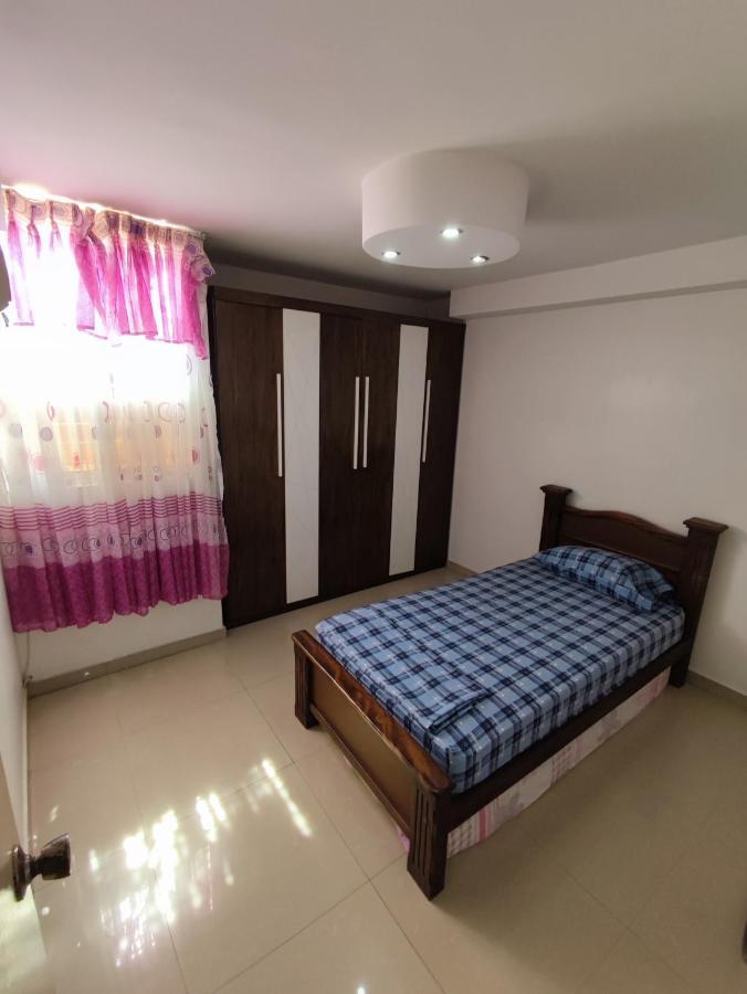 Apartamento Frente Al Aeropuerto De Maiquetía Exteriör bild