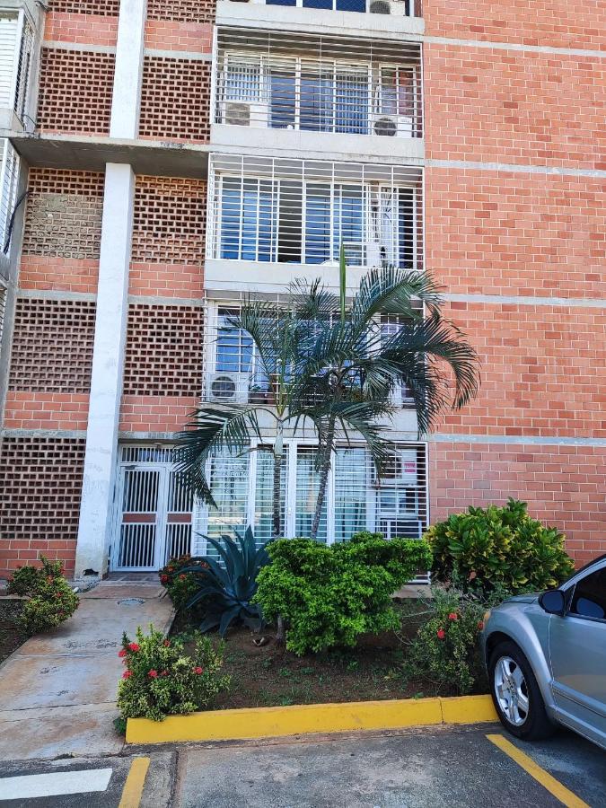 Apartamento Frente Al Aeropuerto De Maiquetía Exteriör bild